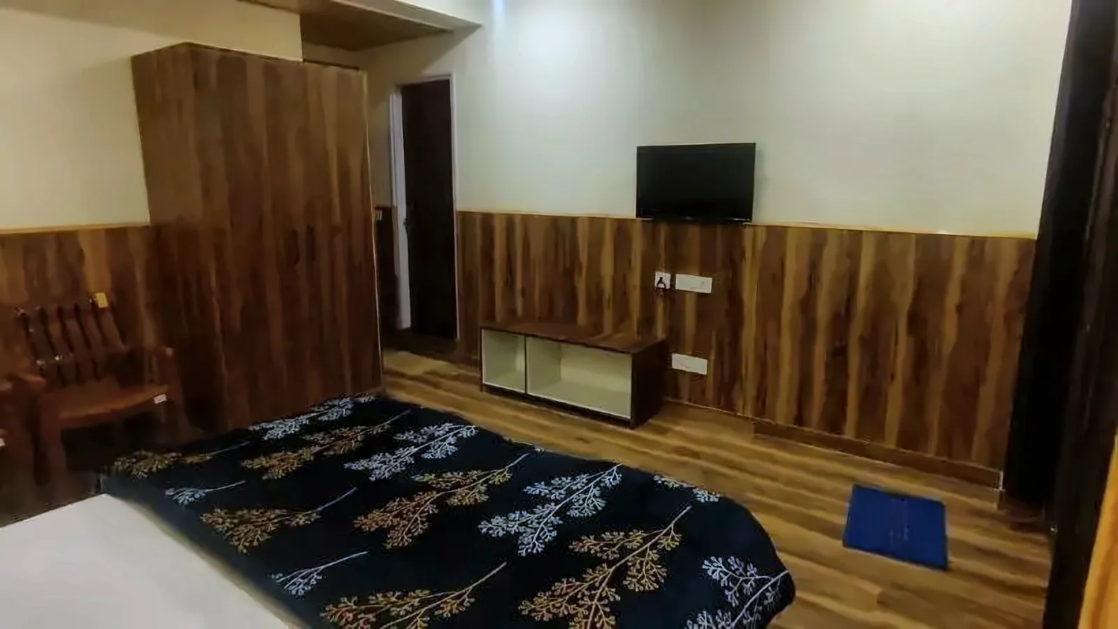 The family room at Gayatri Lodge, Kasauli